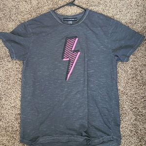 Lightning bolt tee
